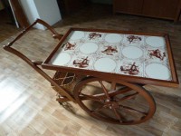 SERVÍROVACÍ VOZÍK-OŘECH